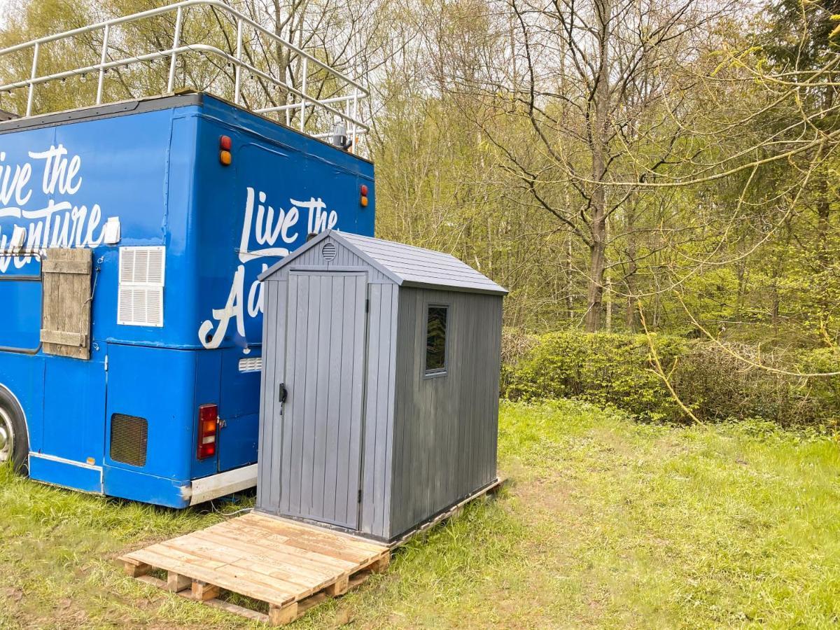 Delightful 2 Bed Double Decker Bus With Hot Tub Hotel Uckfield Exterior photo